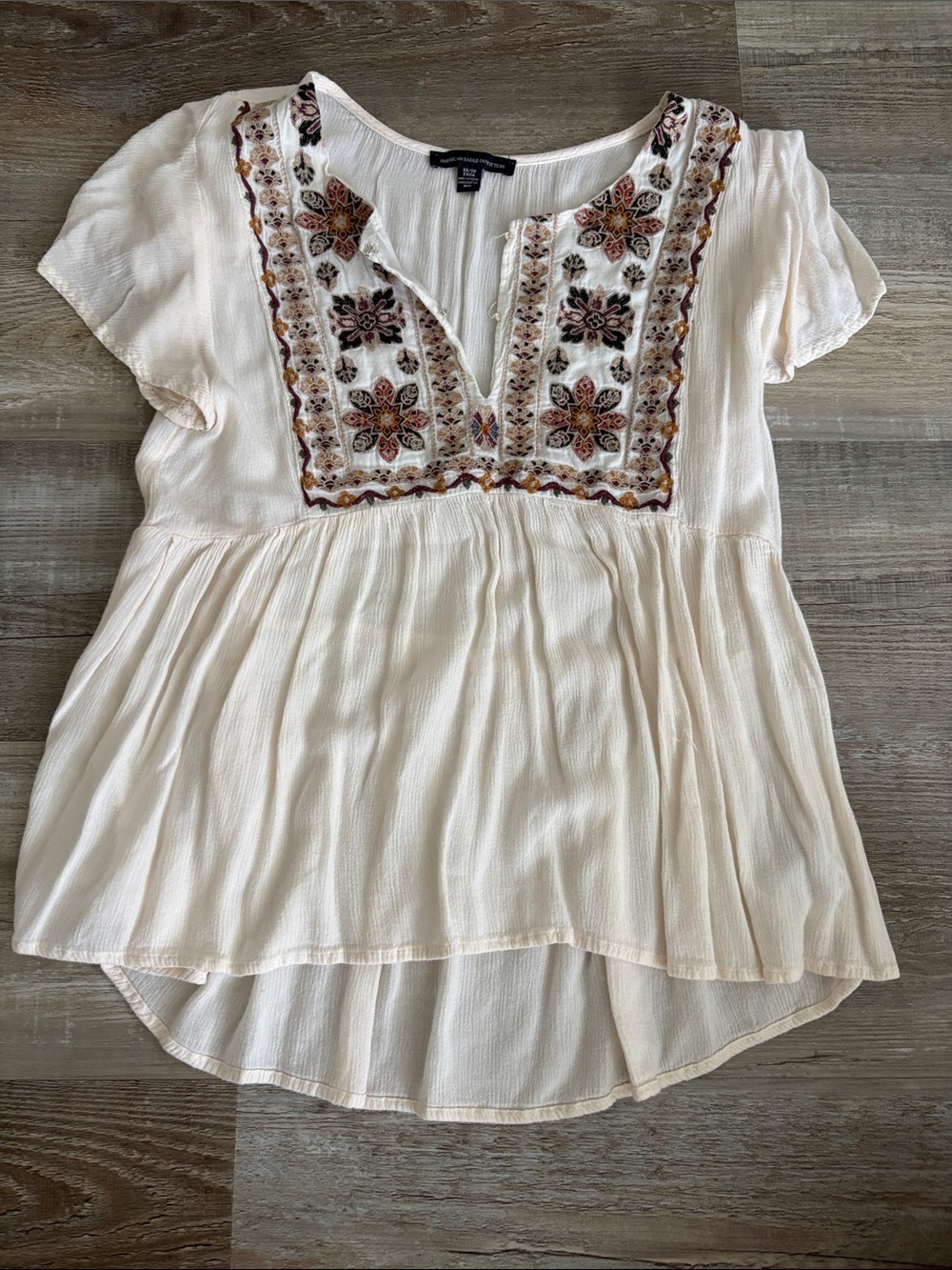 American Eagle top
